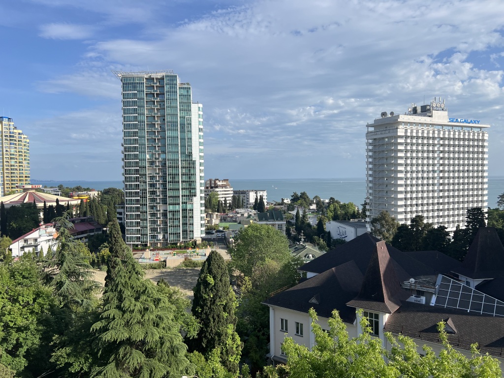 Апарт-отель Апарт-Отель Svetlana District в Сочи, Большой Сочи.  Забронировать Апарт-Отель Svetlana District, Курортный проспект, д. 75