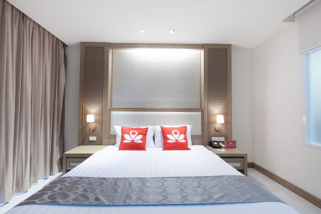 Ashlee Plaza Patong Hotel & Spa 4* (Патонг). Отель дзен Пхукет. Эшли Плаза Патонг Пхукет отель. Sleep with me Hotel 4 Патонг.