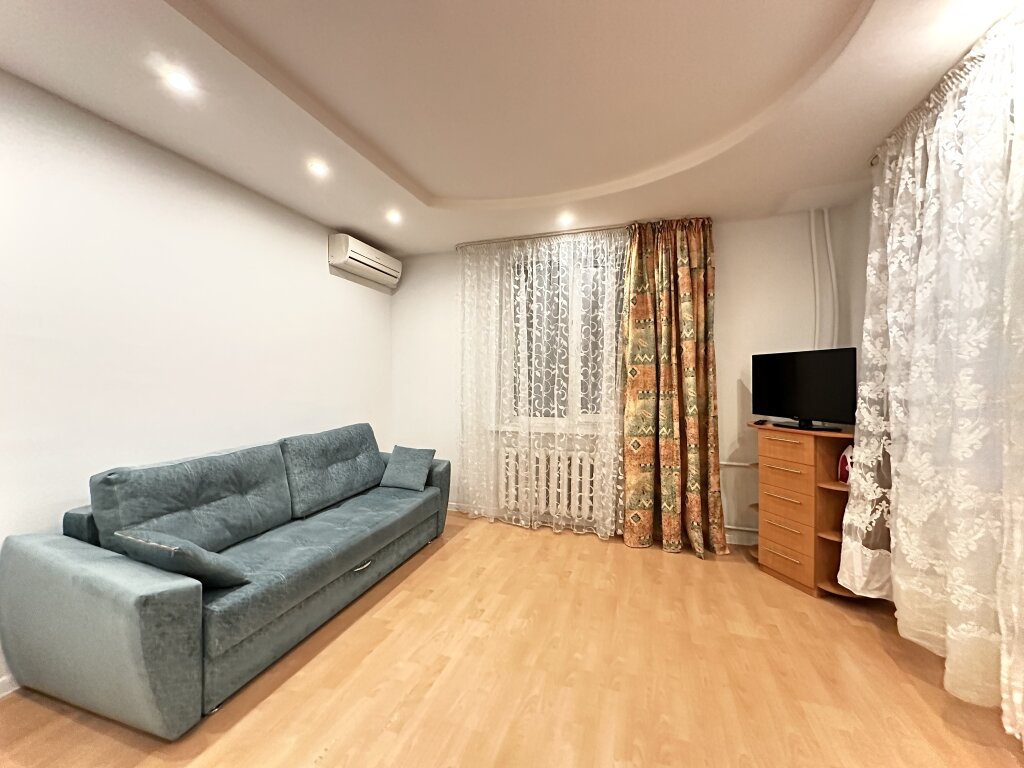 Deluxe appartement Uyutnaya S Dizaynerskim Remontom Flat
