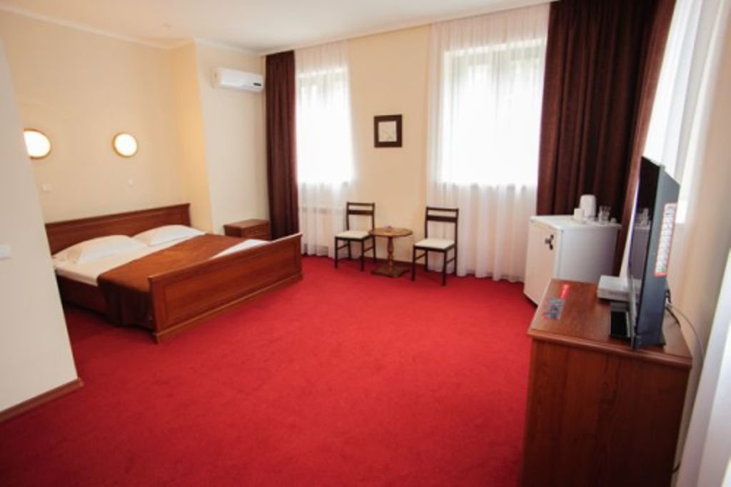 Standard Doppel Zimmer mit Balkon Erpan Hotel