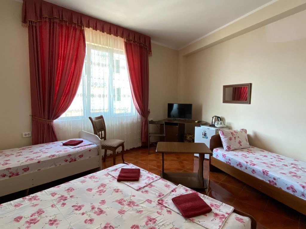 Habitación cuádruple familiar Estándar 1 dormitorio con vista Kuban Hotel