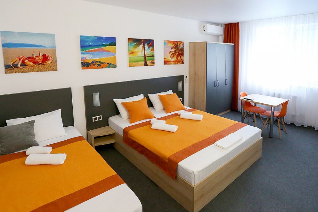 Deluxe triple chambre Amitel Guest House