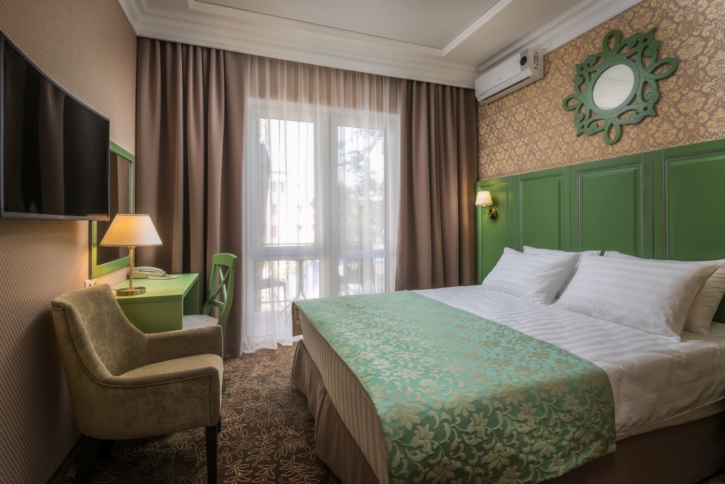 Standard double chambre avec balcon Marsel Hotel