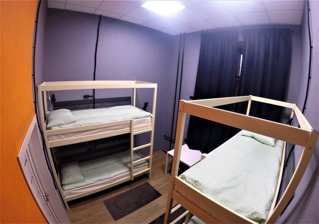 Кровать в общем номере (женский номер) Good Night rooms & hostel