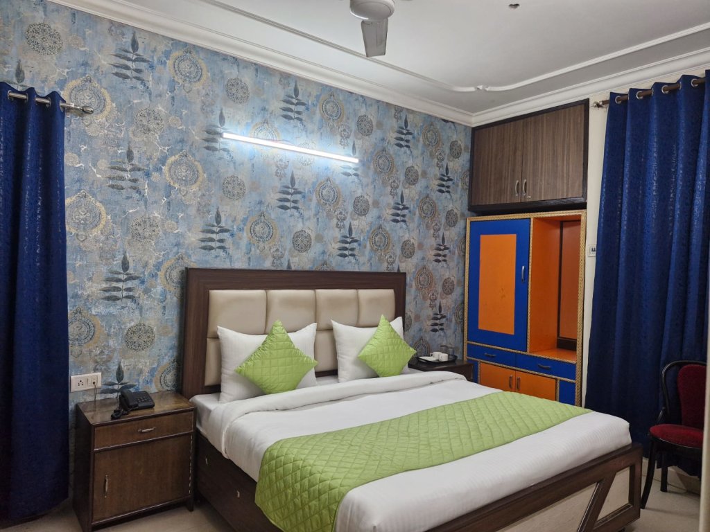 Deluxe room Airport Hotel Mayank Residency