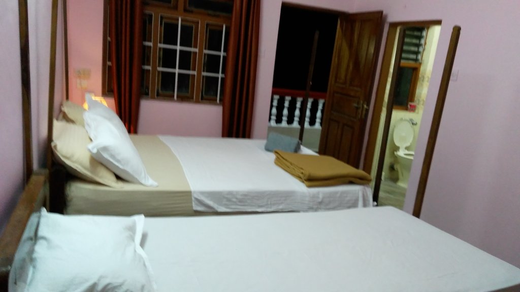 Deluxe Double room with balcony and with view Maria Paulo Guest House Bar and Restaurant