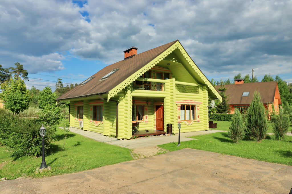 Familie Hütte mit Balkon Yuhnovgrad Park-Hotel