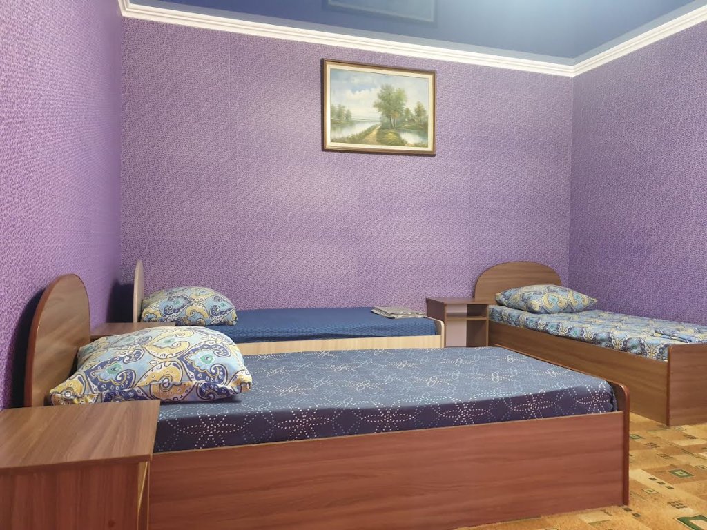 Кровать в общем номере Мини-Отель АРС