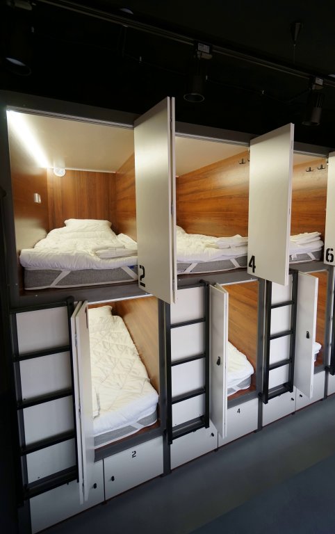Cama en dormitorio compartido Hostel Kapsulny Hotel Tochka Prityazheniya Hostel