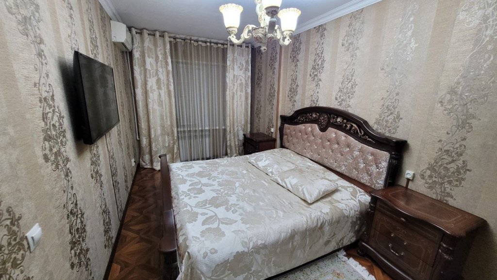 Apartment Ordzhonikidze 5 Flat