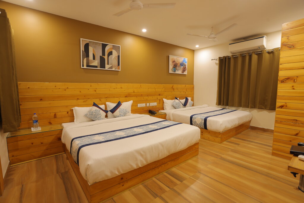 Premium Quadruple room with view The Grand Uddhav Hotel