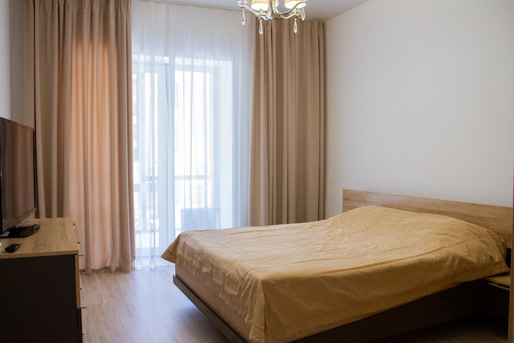 Superior Doppel Apartment 2 Schlafzimmer mit Balkon Sibirskie Nomera Apartments