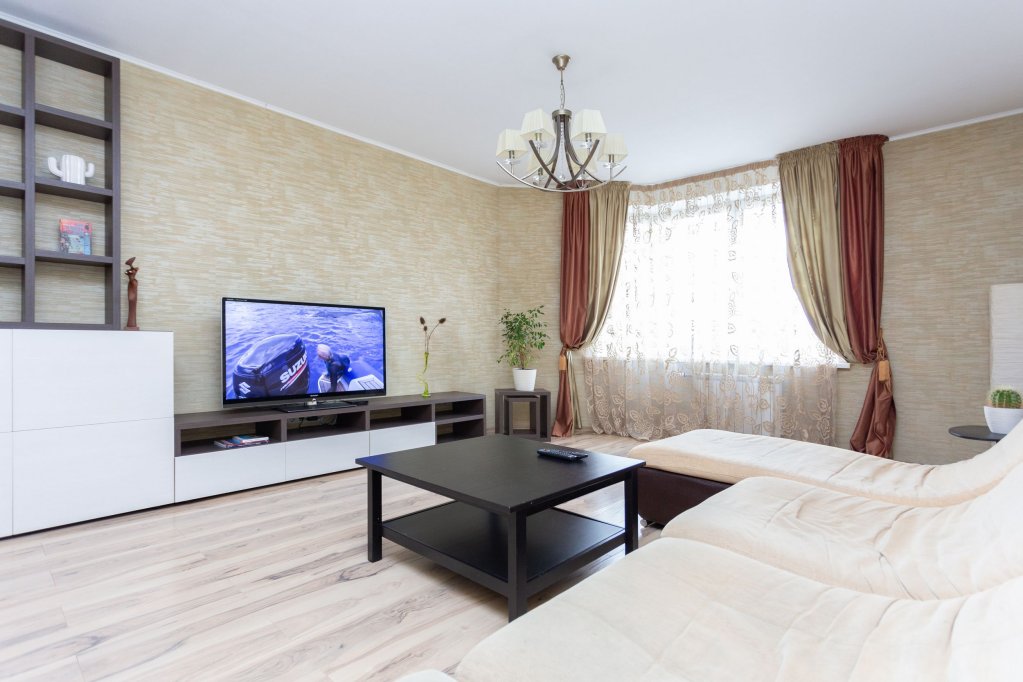 Апартаменты с балконом Апартаменты MinskLux Apartment 2 bedrooms - 100m2 - max 7 guests