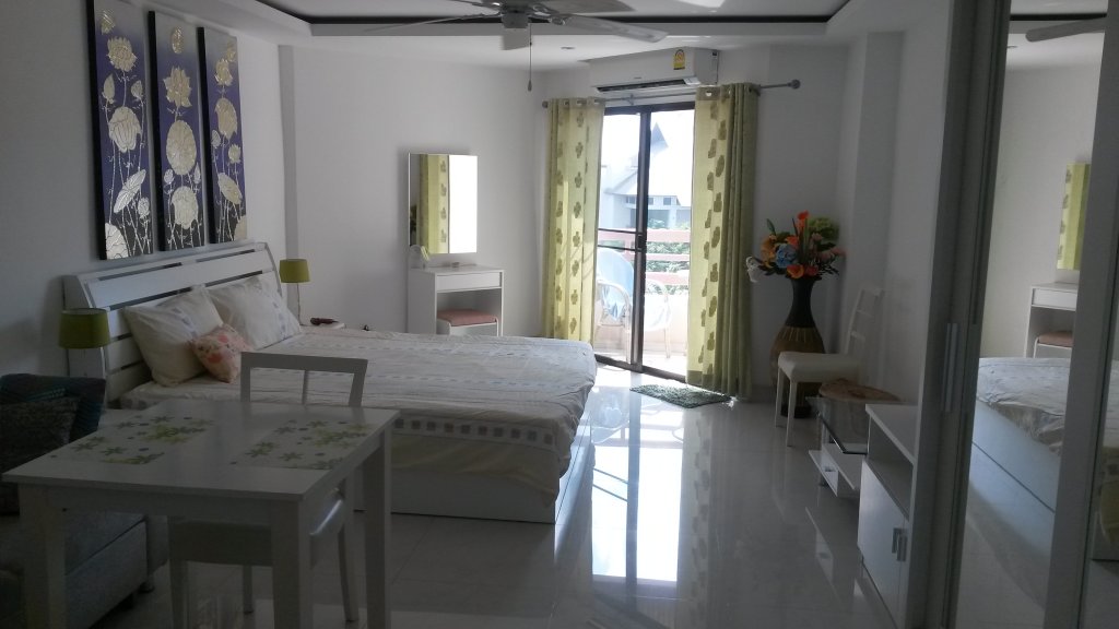 Apartment Studiya Na Pratamnake Flat