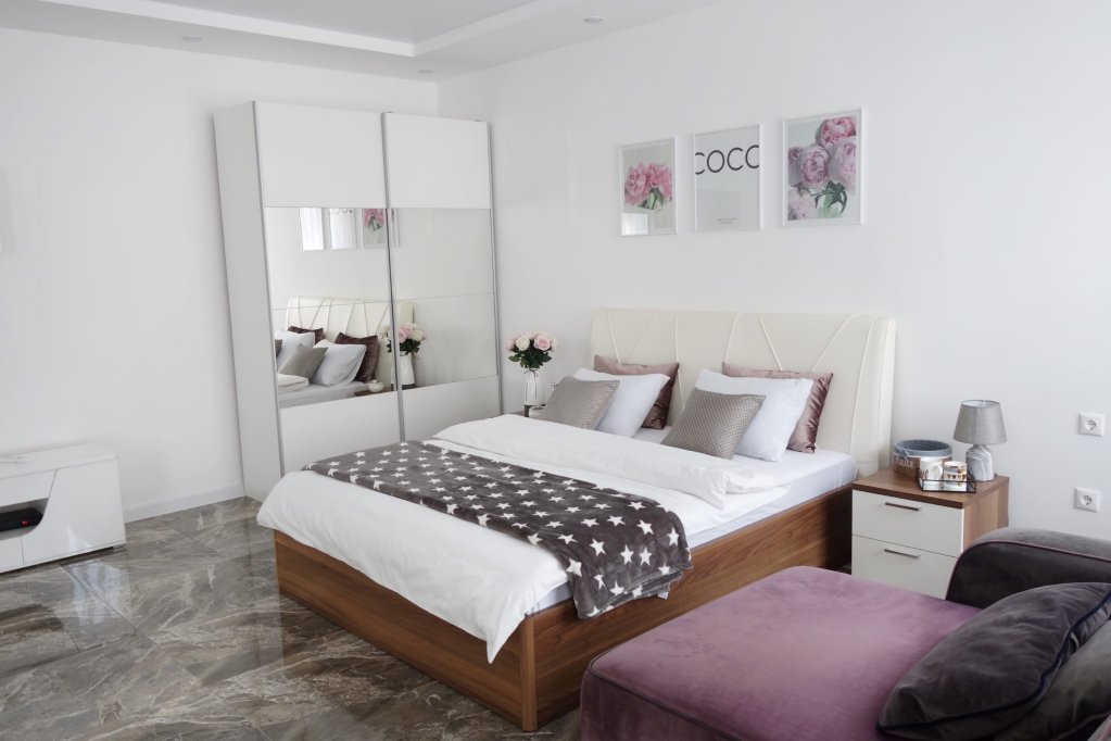 Deluxe Zimmer LUXE Raboche-Krest'yanskaya 7 Apartments