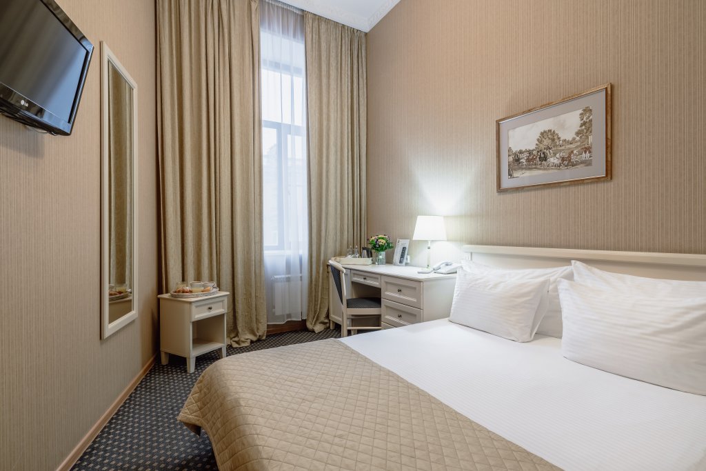 Komfort Doppel Zimmer mit Stadtblick Aston Hotel