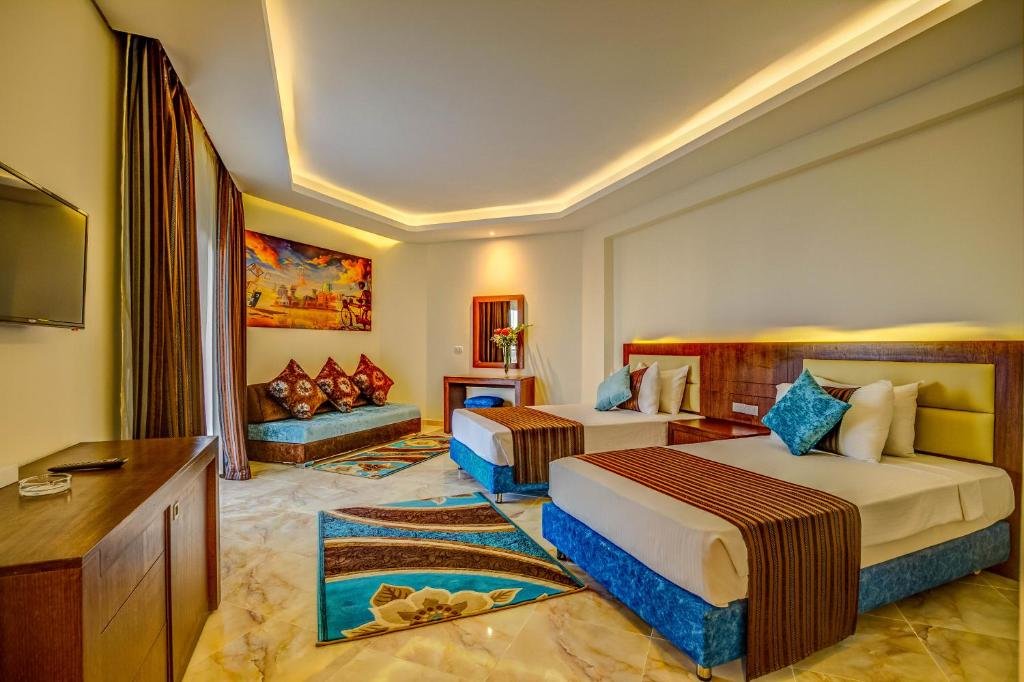 Superior Double room with balcony and with sea view Seagull beach Resort Travel Hotel