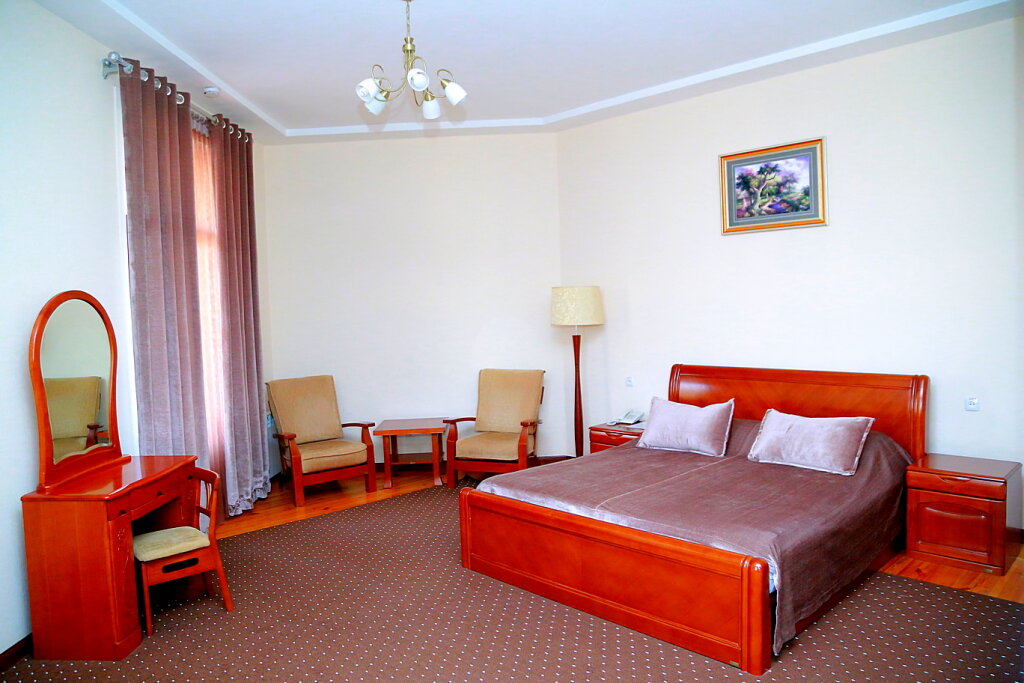 Standard Doppel Zimmer mit Balkon und mit Blick Khujand Grand Hotel