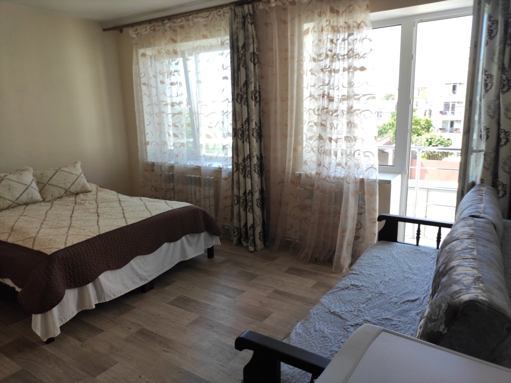Standard Vierer Zimmer mit Balkon und mit Blick Na Simonok 90 Guest House