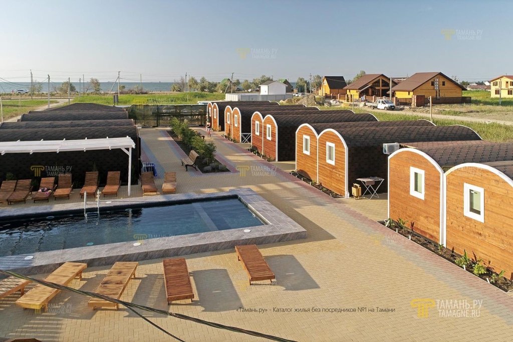 Cabaña 3 habitaciones frente a la playa Tsaritsyno Recreation center