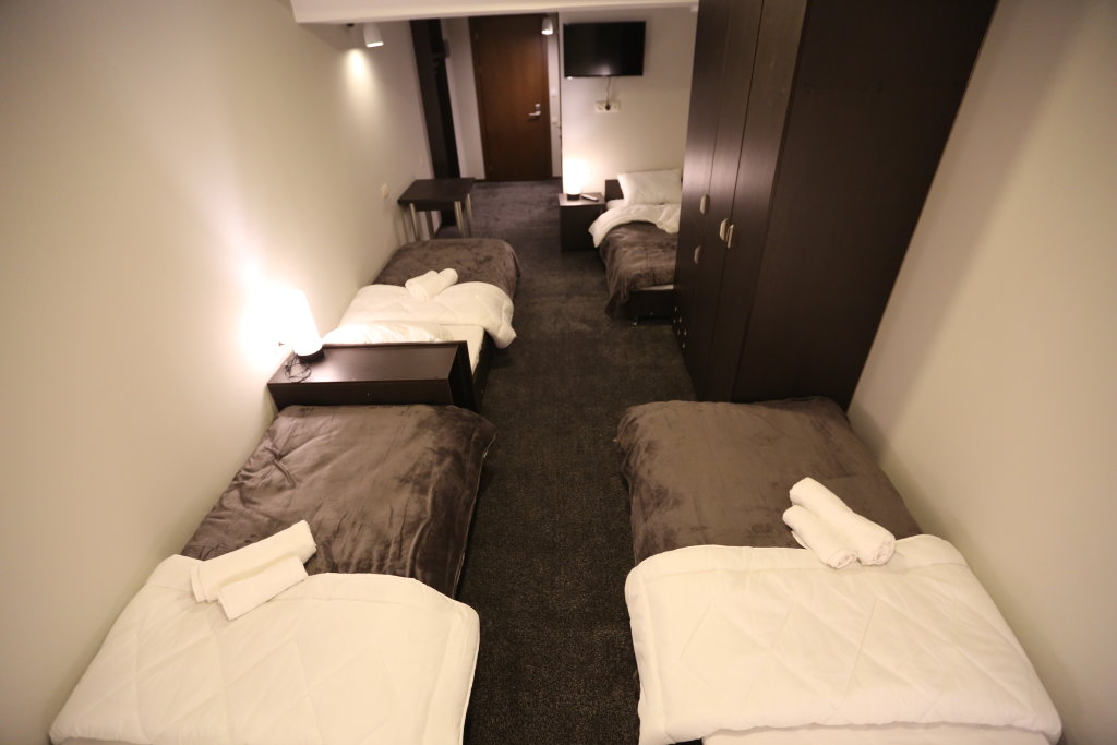 Standard Quadruple room Hotel Reverence