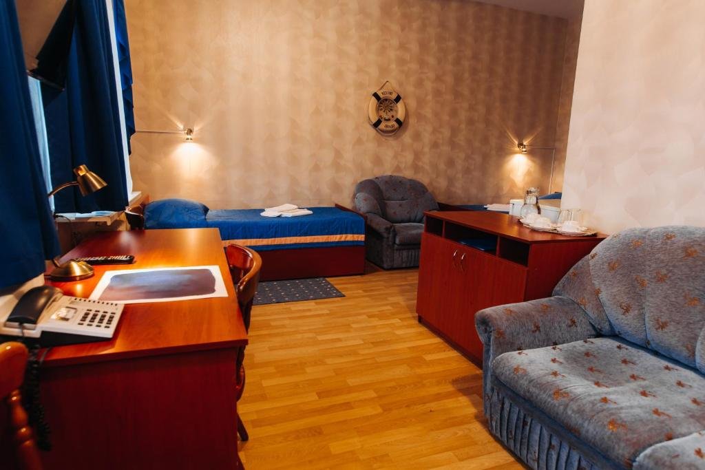 Habitación triple Estándar Mini-Otel Kayut-Kompaniya
