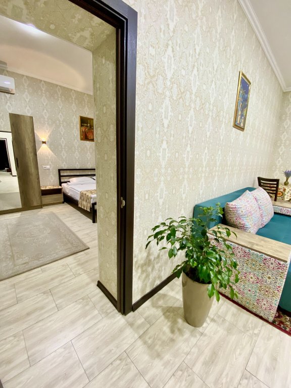 Четырёхместный люкс с 2 комнатами Zahid Inn