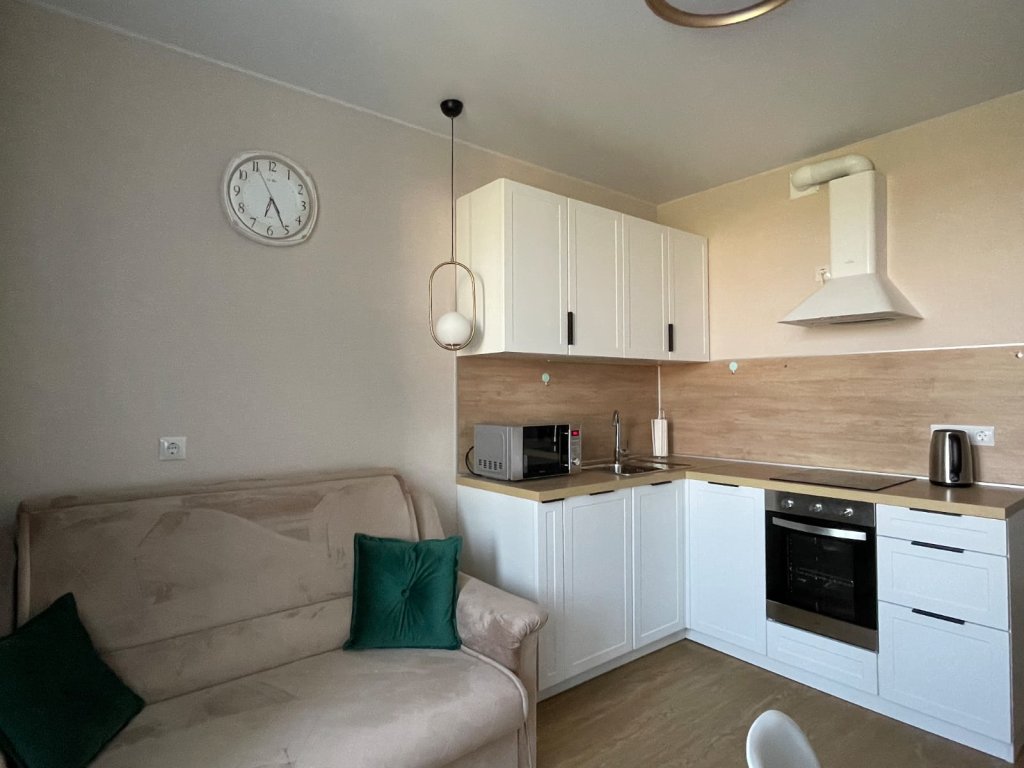 Apartment Kvartira v stile minimalizm s vidom na Komarovo  Flat
