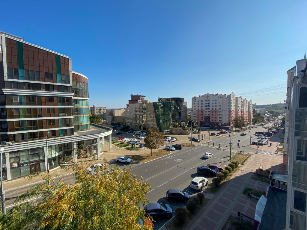 Апартаменты Уютные в Центре Города в Белгород, Белгородская область.  Забронировать Апартаменты Уютные в Центре Города, улица Белгородского Полка,  д.49