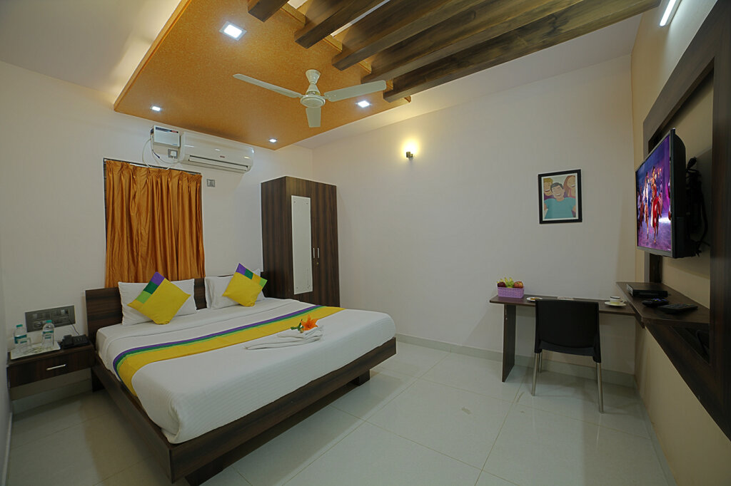 Deluxe Zimmer Sai Swetha Grands Hotel