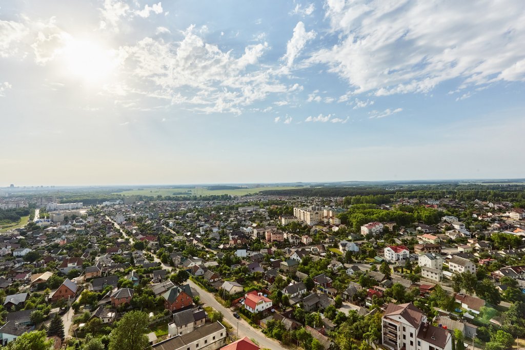 Apartamento con balcón y con vista Lux Apart Minsk Apartments