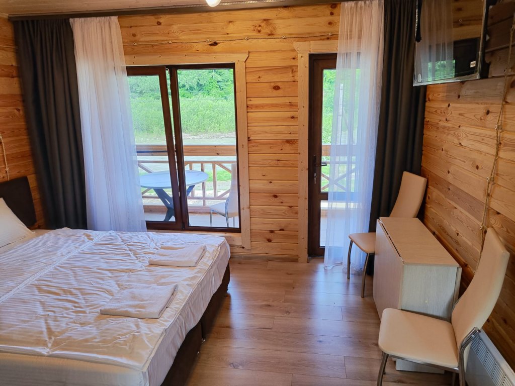 Standard Doppel Zimmer mit Balkon und mit Bergblick Bella Hotel