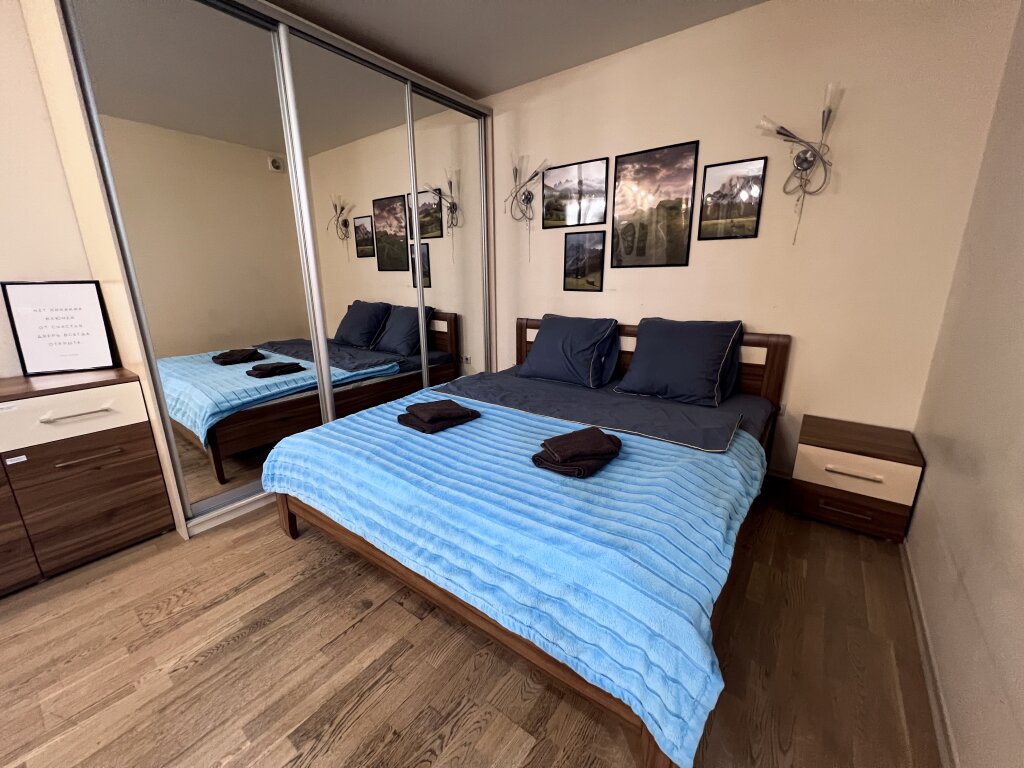 Komfort Doppel Zimmer mit Stadtblick UraganArart v dome s osoboj istopiej i nepovtopimym shapmom Apartments