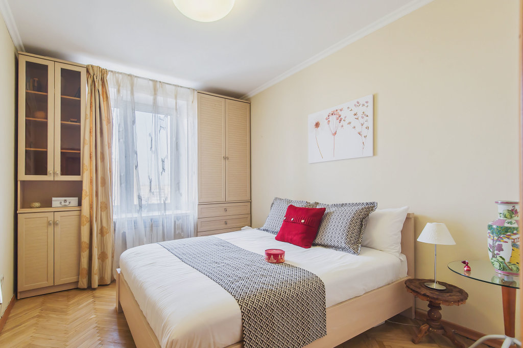 Apartamento 2 dormitorios con vista a la ciudad Gorod-M Vozle Belogo Doma Apartments