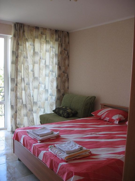 Comfort room Na Koltsevoy Guest House