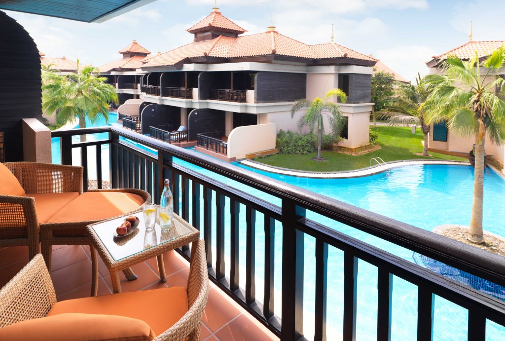 Двухместный номер Premier с балконом и с видом на лагуну Курортный отель Anantara The Palm Dubai Resort