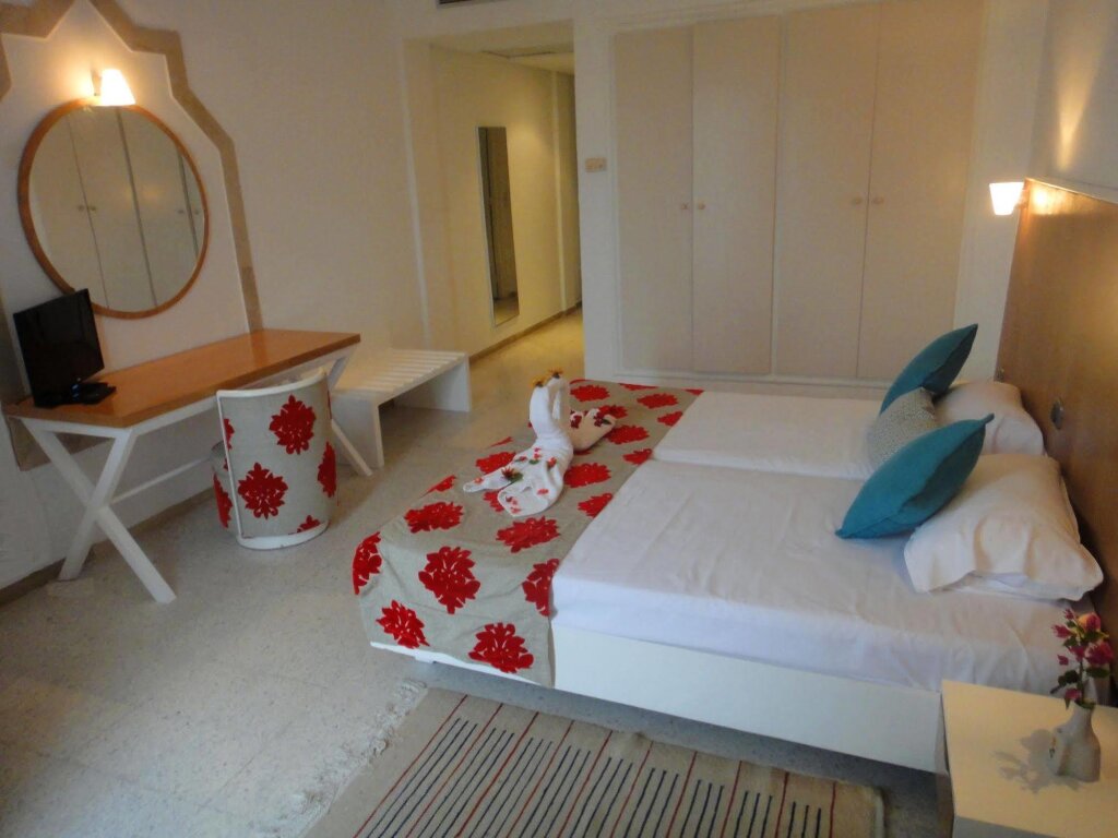 Standard Familie Zimmer mit Balkon Chiraz Thalasso Hotel