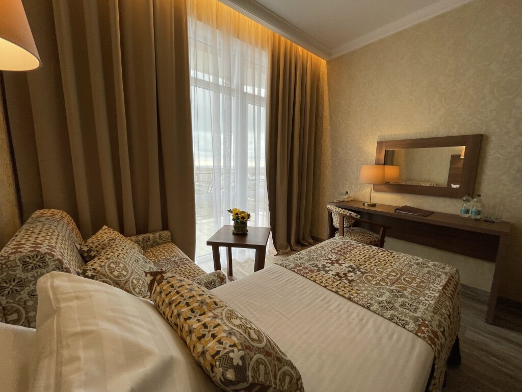 Standard double chambre avec balcon Kurortny Hotel Divny Mir Kapkana Bej  4****