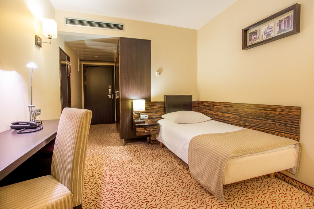 Single room Qubus Hotel Kielce