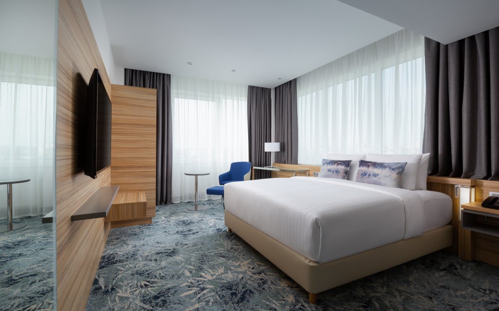 Superior Corner Doppel Zimmer mit Panoramablick Kortyard Rostov-Na-Donu Hotel