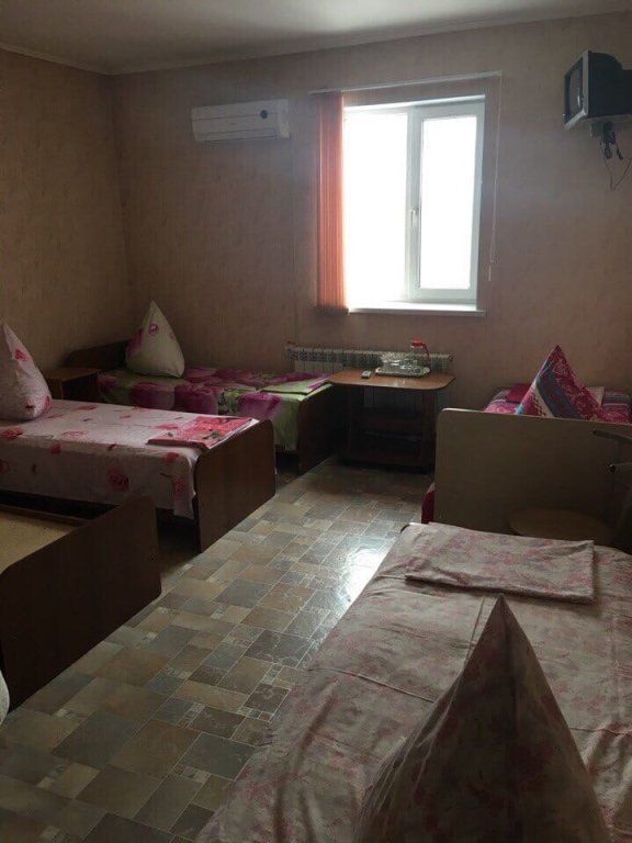 Habitación quíntuple Estándar Motel U Sajyan Mini-Hotel