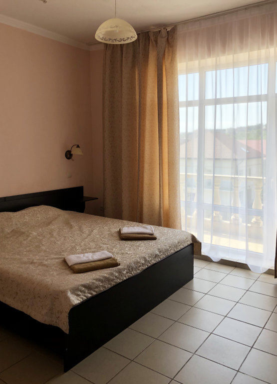 Standard Double room with balcony and with view Na Kamozina 5 Guest House