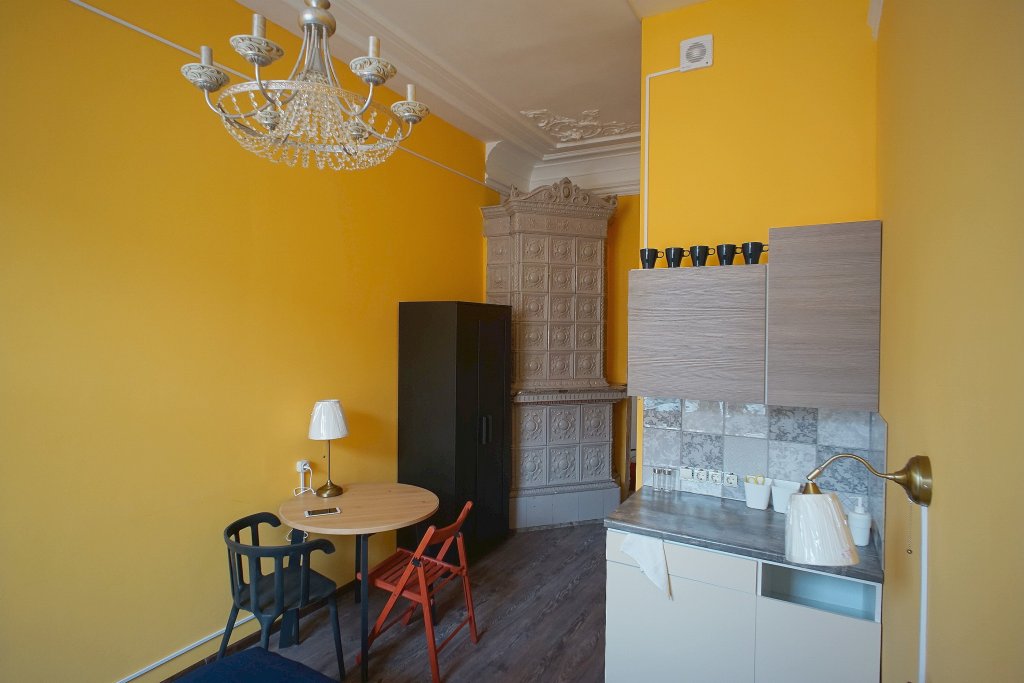 Doppel Apartment Furnished Rooms Na Stolyarnom