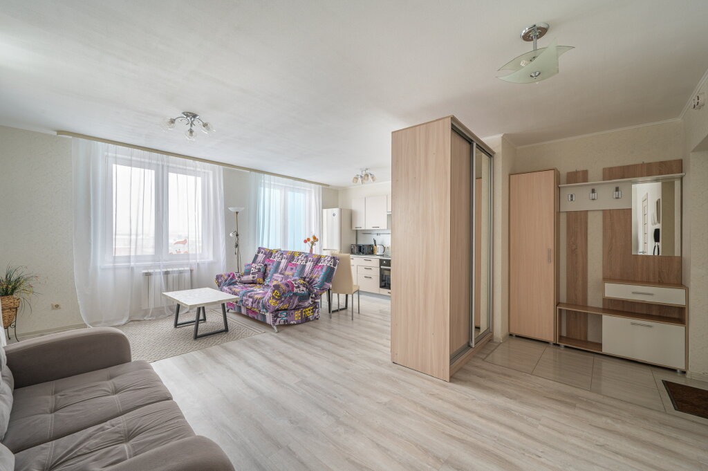 Apartamento 2 dormitorios con balcón y con vista Alyyans Apart Malevich Apartments