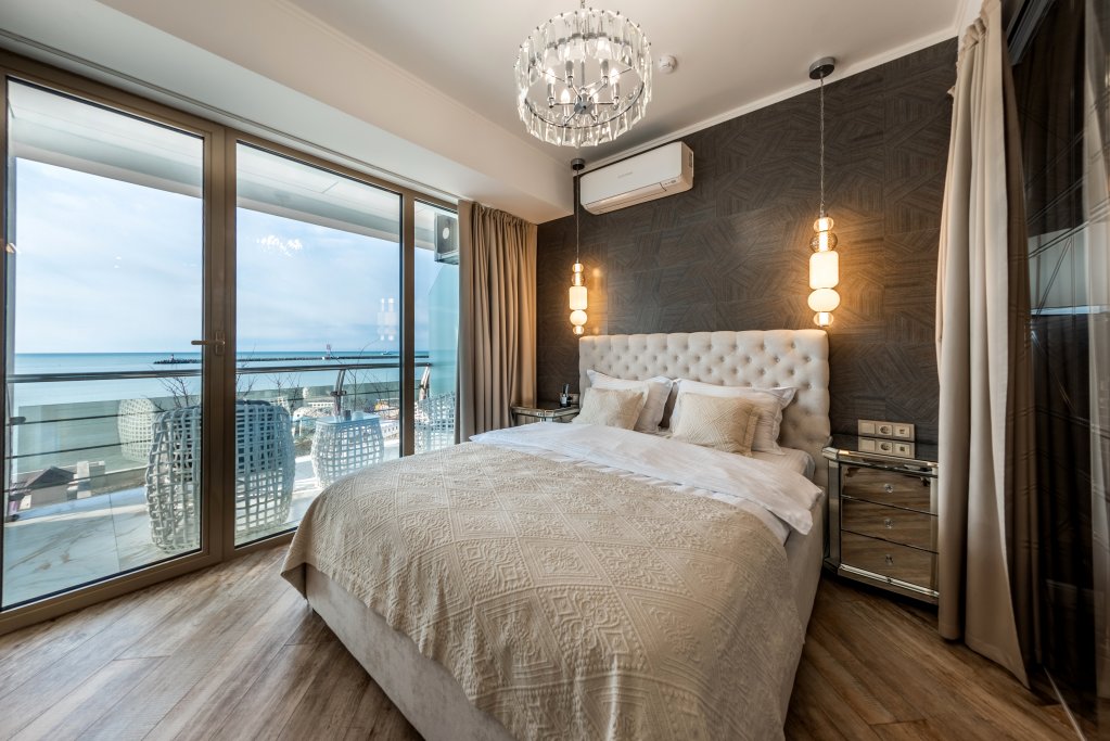 Deluxe Apartment mit Balkon und mit Blick Apart-hotel Morskoy Resort First Line