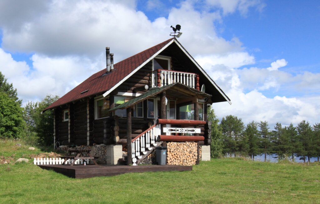 Komfort Hütte mit Balkon und mit Blick Vetrenyij Poyas