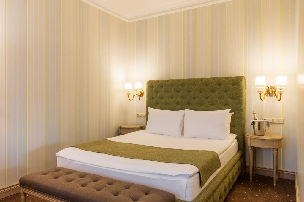 1 Bedroom Double Suite with balcony Levada Park-Hotel