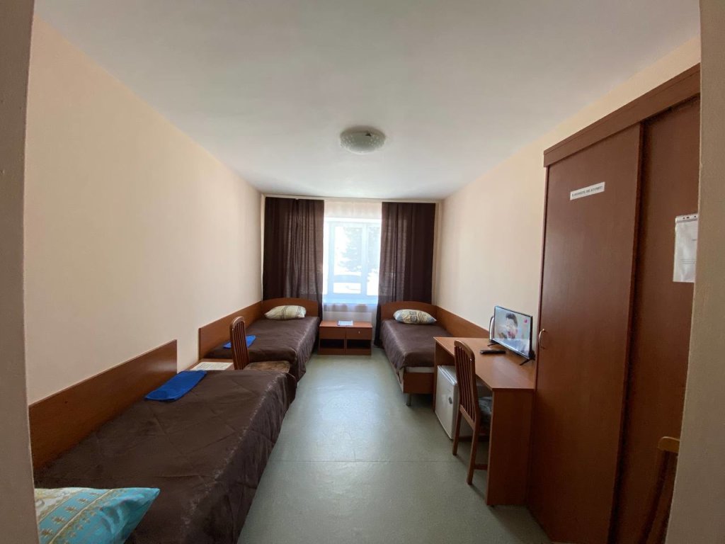 Economy Dreier Zimmer Sokol Hotel