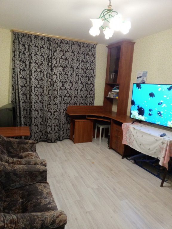Appartamento triplo 1 camera da letto con balcone Perevedenskoe 6a Flat