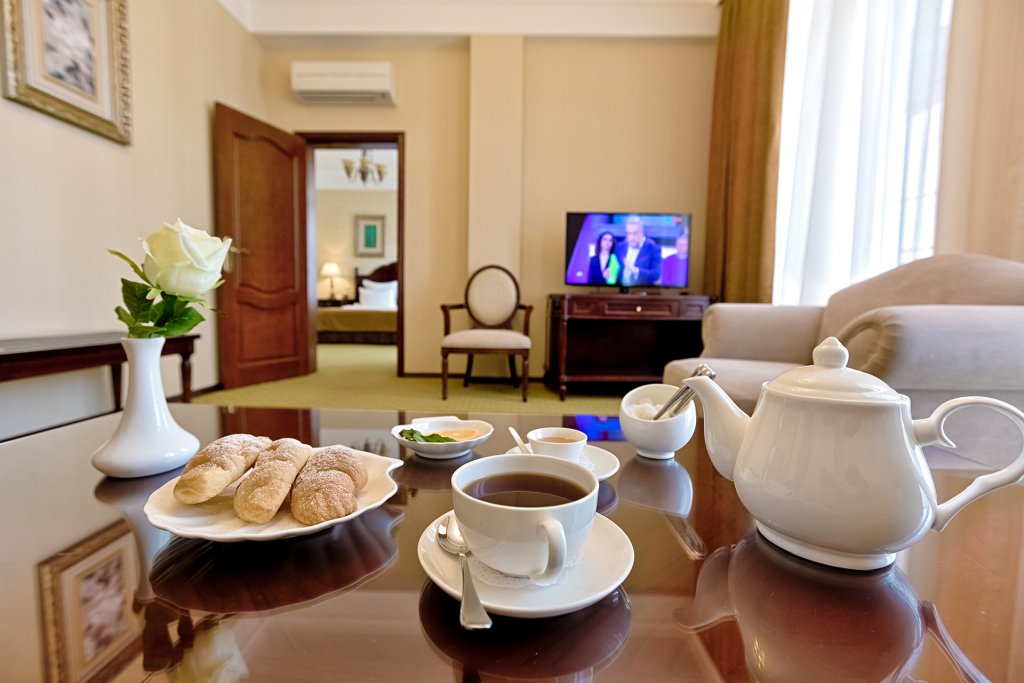 Double Family Suite with balcony GREEN HOUSE Detox & SPA Hotel